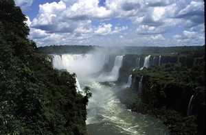 2 Iguacu_watervallen 64