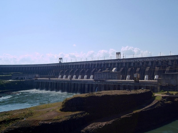 2 Itaipu electriciteitcentrale 2