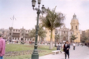 1LI IN Lima plaza des  Armas