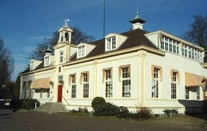 Vroegere gemeentehuis