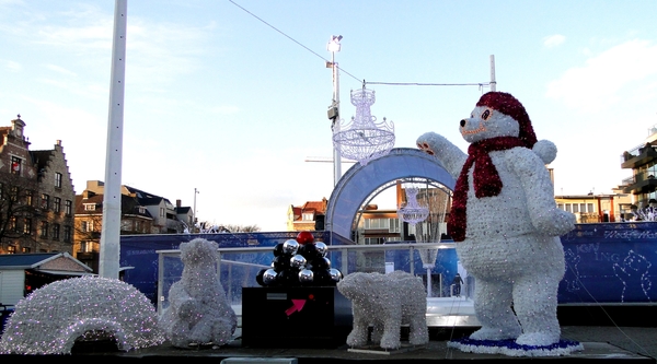 Kerstmarkt & Ijspiste Roeselare-2010