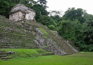 4a Palenque_site_mysterieuze, goed bewaard en indrukwekkend. Deze