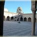 5b Sousse_grote moskee _de binnenplaats met de hoefijzervormige b