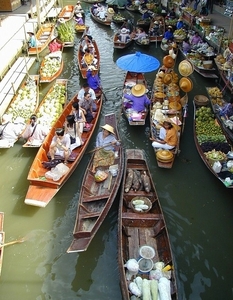 2c_Damnoen Saduak Floating Market 18