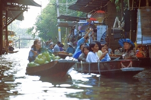 2c_Damnoen Saduak_drijvende markt_toegang via klong_kanalen_9