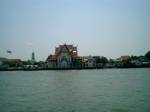 2_Bangkok_Chao Phraya_tempel  op westoever