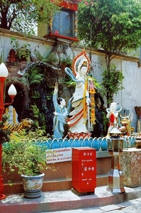 2_Bangkok_Chinese tempel met boeddha_2