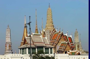 2_Bangkok_grand_palace_buitenkant 2