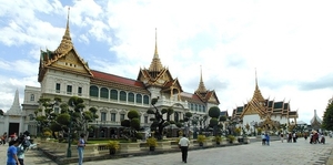 2_Bangkok_grand_palace_voorzicht zijwaarts
