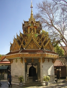 6_Chiang Mai_Doi Suthep_Wat Phra That_klokkentoren