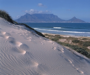 8 Kaapstad _zicht van bij een zandduin
