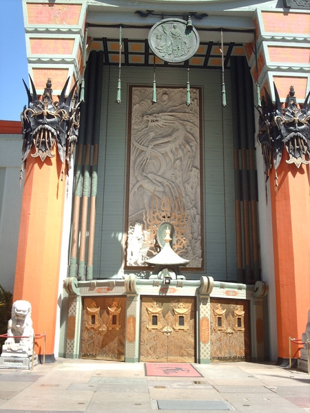 1a  Los Angeles_Hollywood_Mann’s Chinese Theatre_IMAG0982
