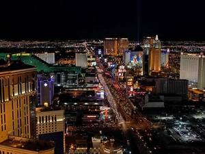 2 Las Vegas_de strip _ zuid eind _at night