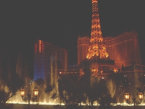 2 Las Vegas_de strip _Hotel casino Bellagio met fonteinen _at nig