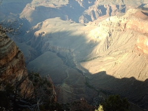 3a Grand Canyon NP_South Rim walk_langs de Canyon_IMAG1239