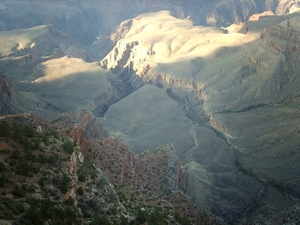 3a Grand Canyon NP_South Rim walk_langs de Canyon_IMAG1255
