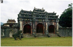 4HU I Hué in verboden stad  tempel