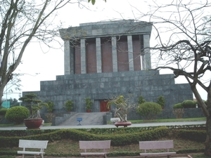 5HA SIMG1535 HCM Mausoleum Hanoi