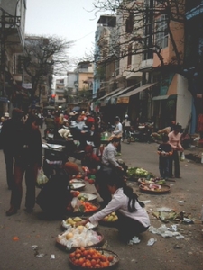 5HA2 SIMG1709 groentenmarkt in Hanoi