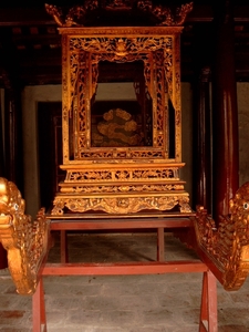 6YN SIMG1597 beeld in pagode VD YEN