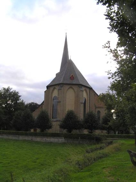 Achterkant van Voorster kerk 2010