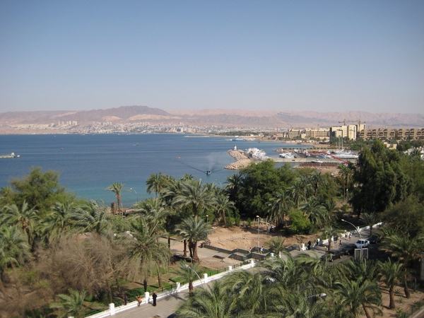 1  Akaba _zicht op strand en Eilat 3