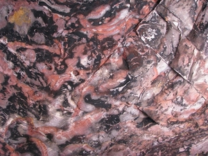 4  Petra _graftombes _detail van de zoldering rotsen
