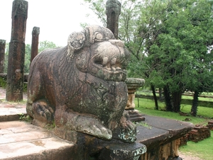 Pollonaruwa - Kramabahu's raadzaal - Detail (leeuw)