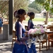 Bruidsmeisjes singhalees huwelijk in hotel