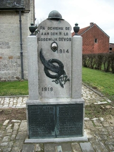 098-Gedenksteen aan  de oorlog 1914-18