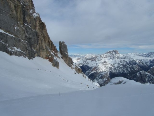 20110203 158 ski Cortina