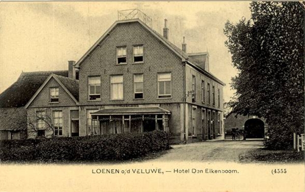 Hotel ,,Den Eikenboom'' oud