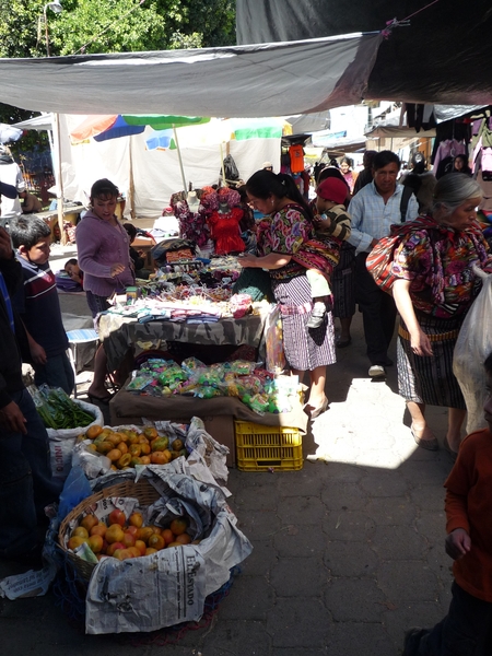 53 Chichicastenango markt _P1080770