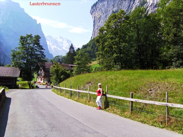Wandelen van Lauterbrunnen naar Stechelberg