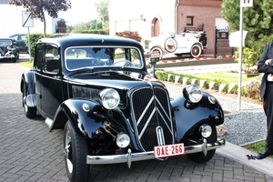 HEMIKSEM bruidswagens oldtimers TE HUUR