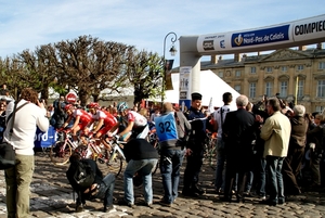 Sfeerfoto\'s-Start Parijs-Roubaix