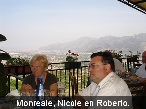 20060519 Sicili VTB 096 Monreale Dietro L'angelo Nicole en Rober