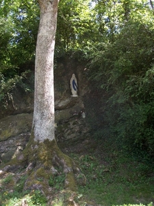 106-Maria-grot in Waulsort