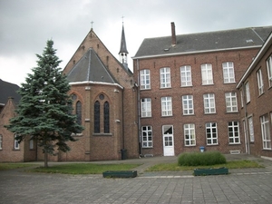 21-Vrije school en klooster-St-Vincentius-Oosterzele