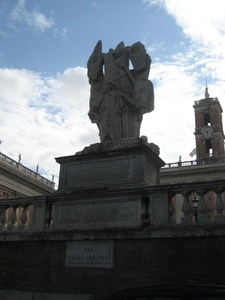 standbeeld van Sint  Hieronymus