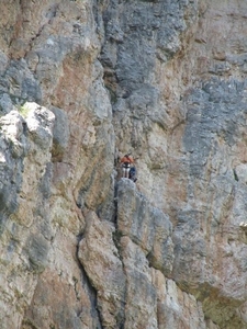 20110706 066 AV1-5TorriHut - klimmen in CinqueTorri