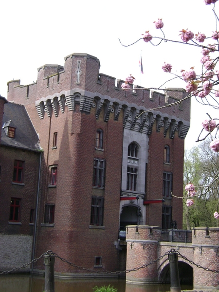 080427 Zonnebeke kasteel Wijnendaele Gistel Oostende 036