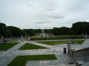 11c Oslo _Vigeland park, met bronzen en granieten beelden _P11002