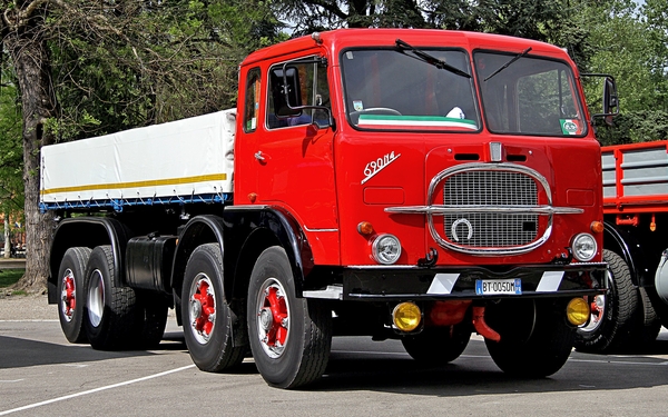 FIAT-690N 8x2 (I)