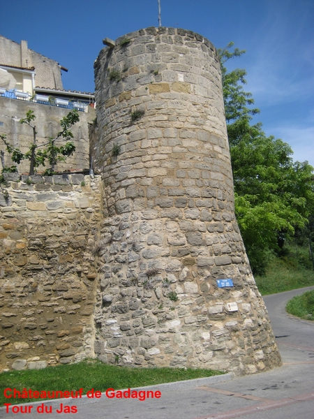 Châteauneuf de Gadagne 3