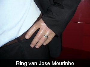 20080817 11u04 Londen Mme Tussauds Jose Mourinho  124