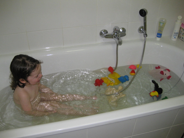 24) Jana in 't bad op 13 maart