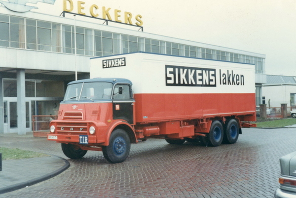 DAF-2400DKA SIKKENS SASSENHEIM (NL)