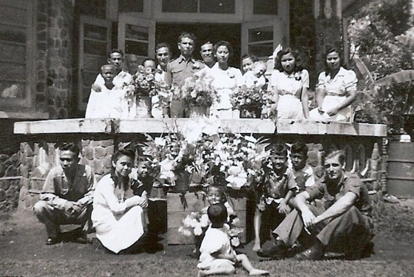 familie van Dulken (trouwdag van Piet en Corrie)