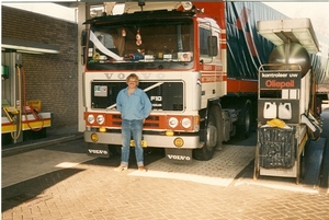 BS-81-HZ  1986   Chauffeur;  Joris Smits